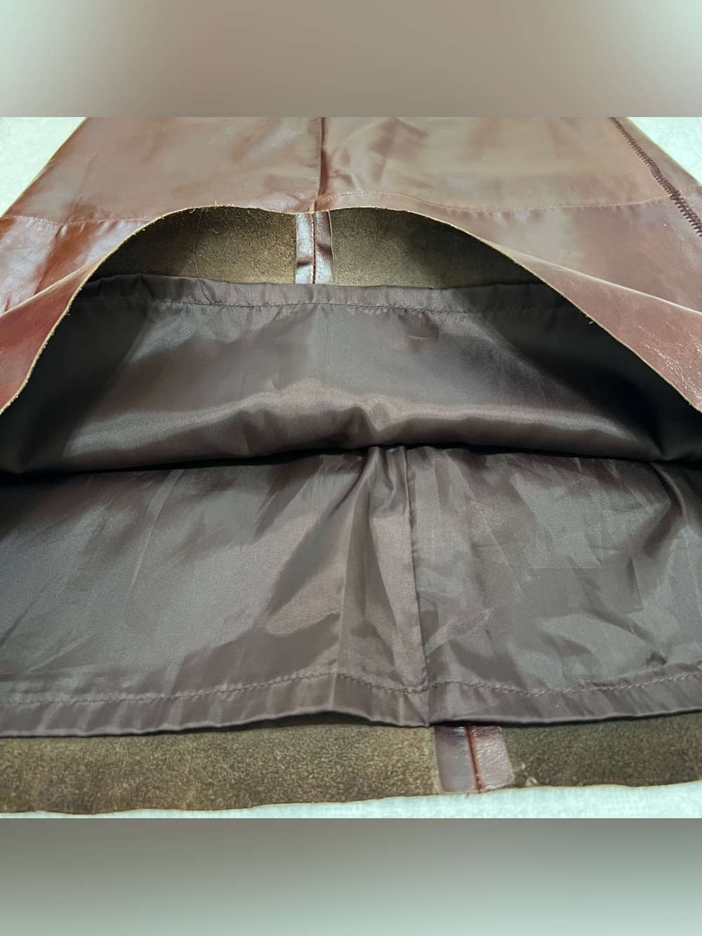 Vtg Y2K GAP Women’s Brown Leather A-Line Midi Skirt Size 2 - Picture 7 of 11